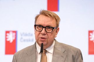 Vláda ohlásila konec „dávkové turistiky“. Humanitární pomoc půjde odebrat až na tři měsíce - Echo24.cz